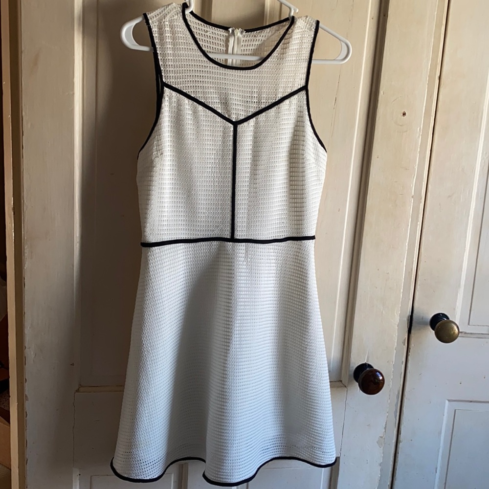 White formal dress. Size Medium